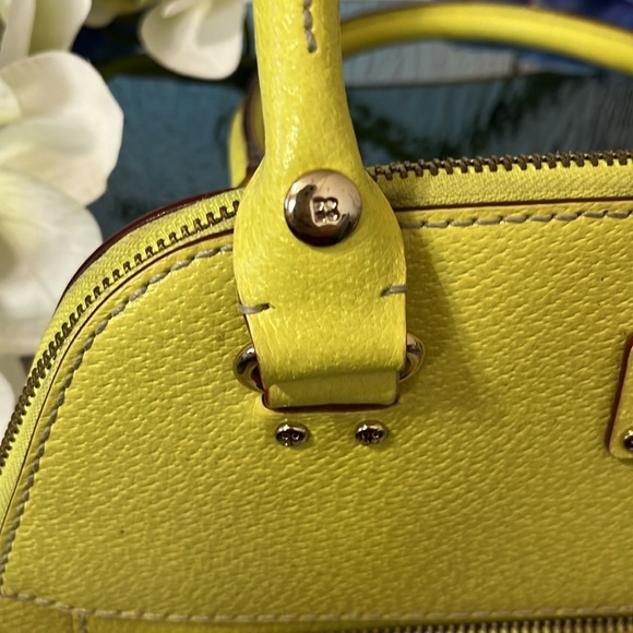 Kate Spade Wellesley Maeda Satchel, Sultan Yellow, Vintage - Picture 4 of 13
